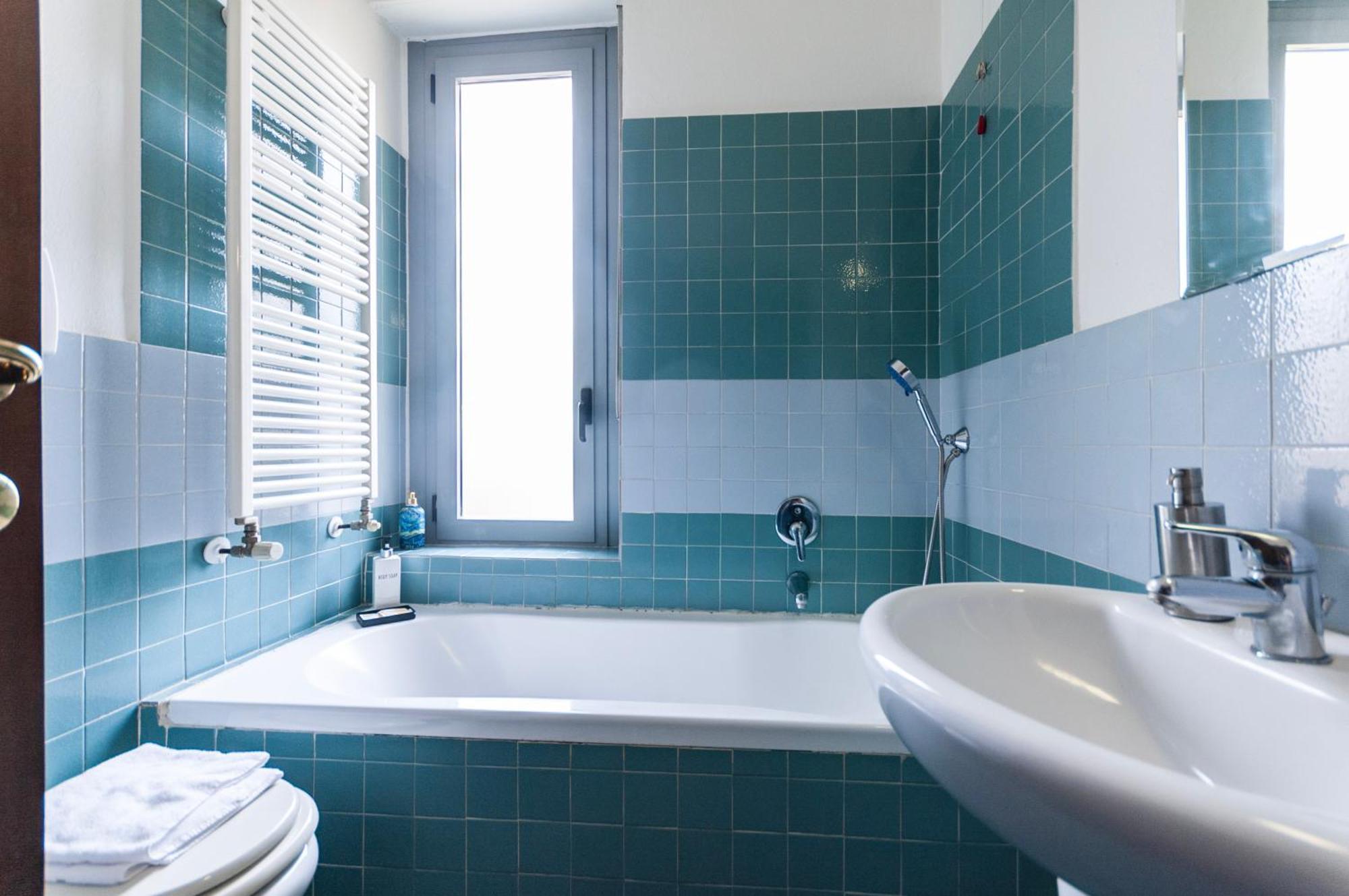 Youhosty - Rosmini 8 Apartment *
